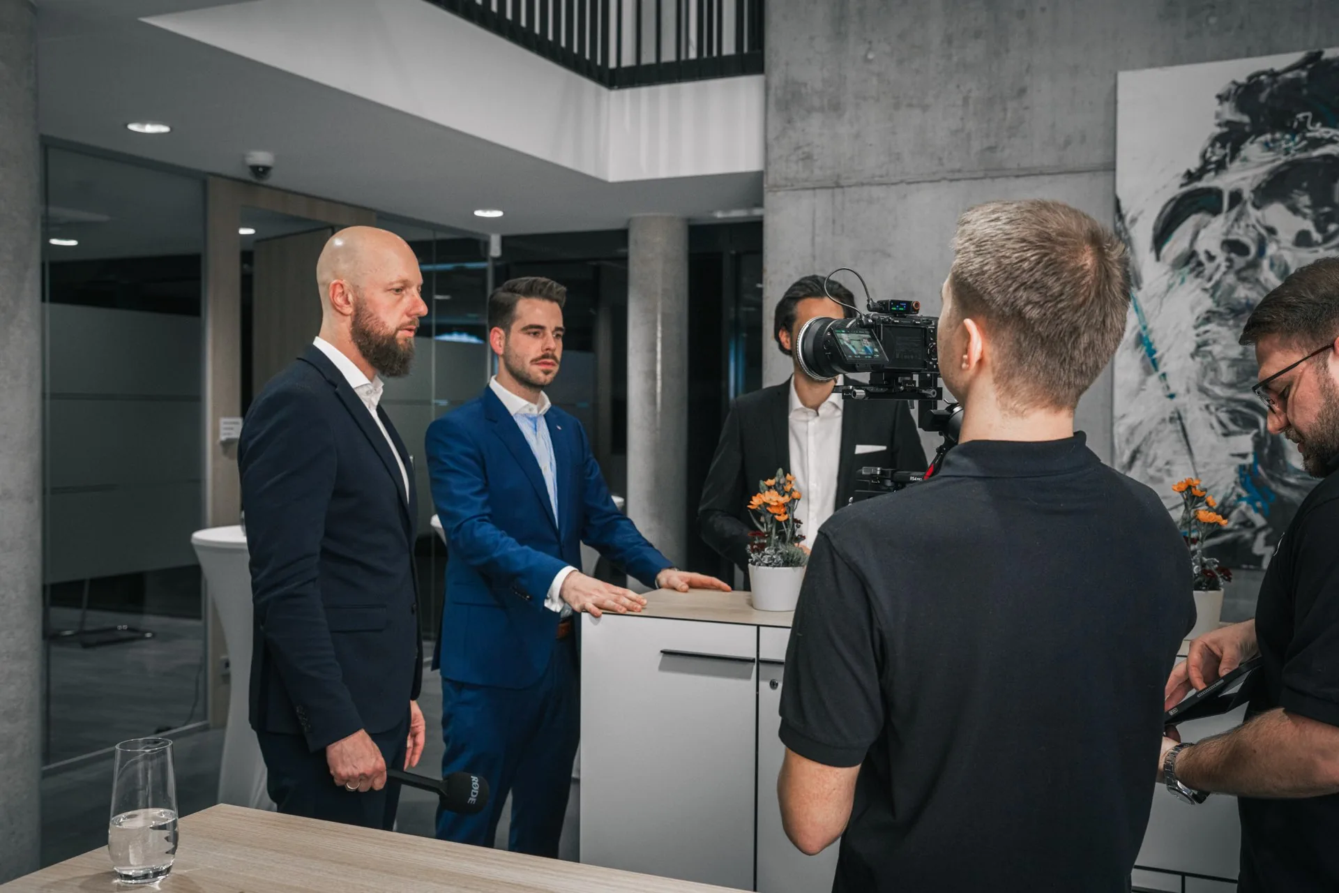 Interview mit dem Vorstand der Raiffeisenbank Südhardt eG während des Drehtags